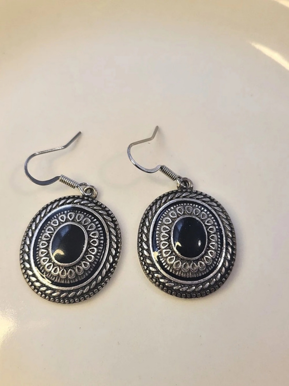 Oval Drop Earrings in Silver & Black Like New